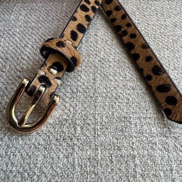 Ann Taylor leopard / cheetah skinny belt size Medium - Picture 2 of 10